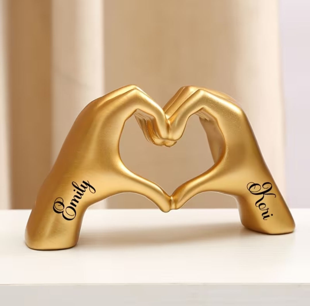 Escultura Coração em Mãos™ — Personalizada